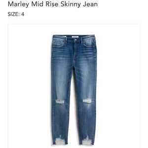 Vigoss , mid rise skinny jean size 4
